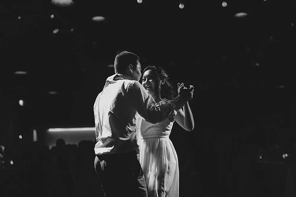 Photo by Jonathan Ong. theweddingnotebook.com