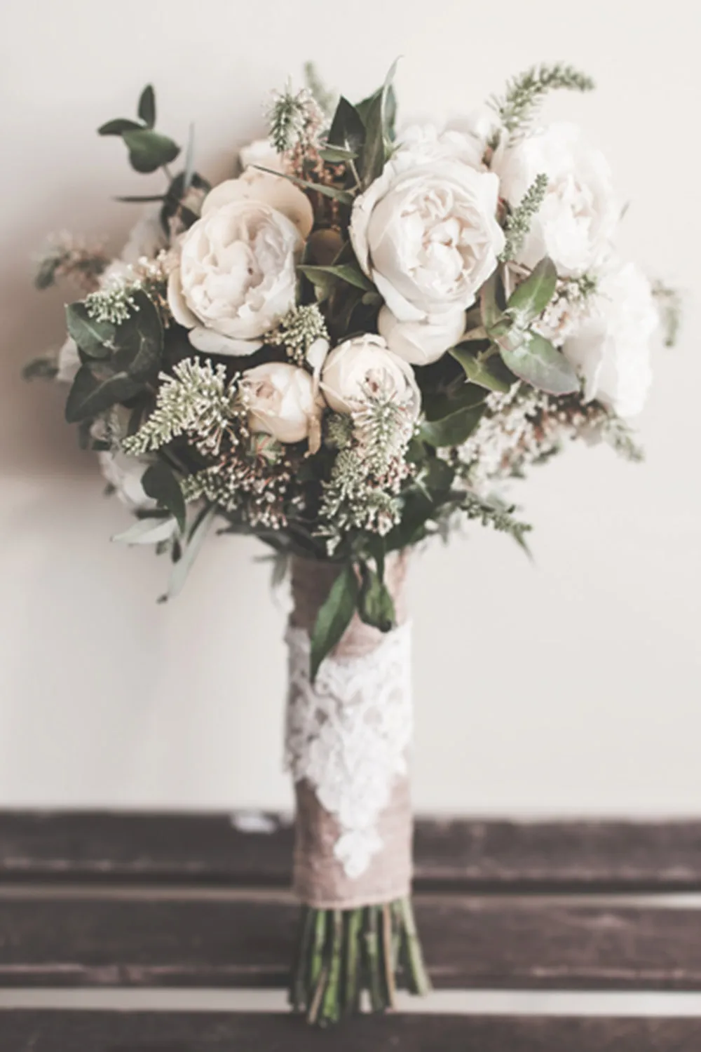 Photo by Angela Rose Photography. theweddingnotebook.com