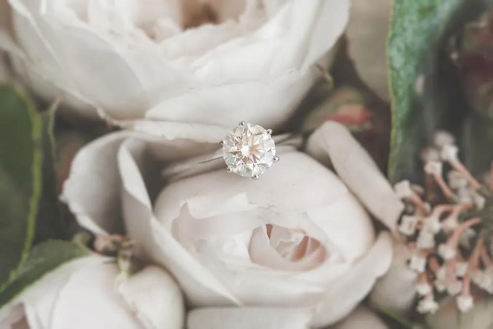 Photo by Angela Rose Photography. theweddingnotebook.com