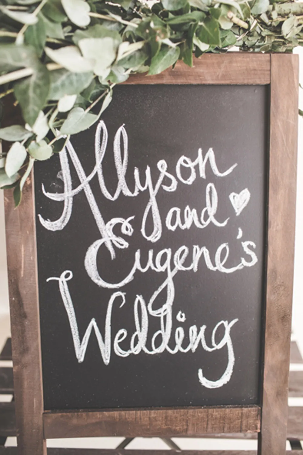 Photo by Angela Rose Photography. theweddingnotebook.com