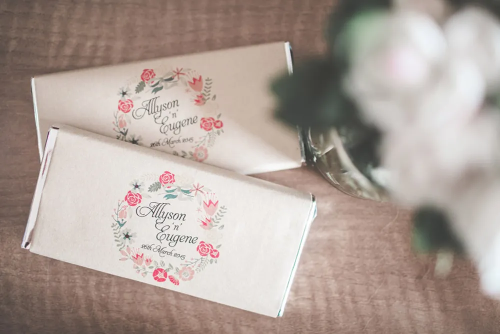 Photo by Angela Rose Photography. theweddingnotebook.com