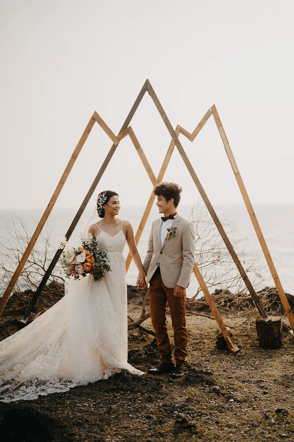 Photo by Helium Hearts. theweddingnotebook.com