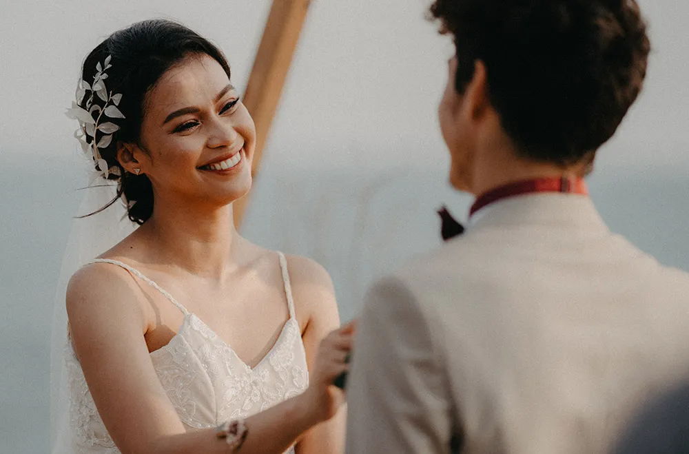 Photo by Helium Hearts. theweddingnotebook.com