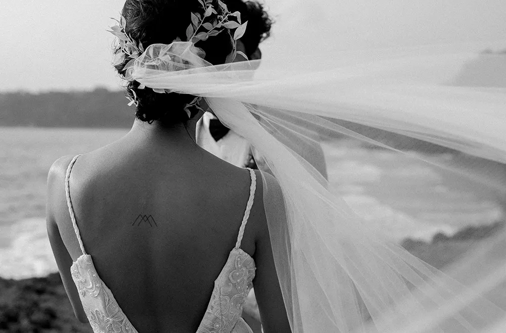 Photo by Helium Hearts. theweddingnotebook.com