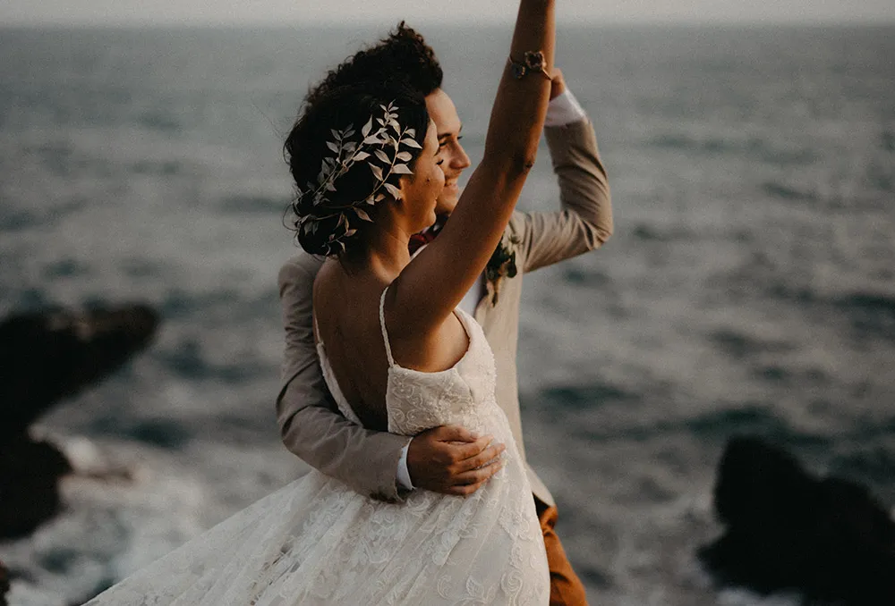 Photo by Helium Hearts. theweddingnotebook.com