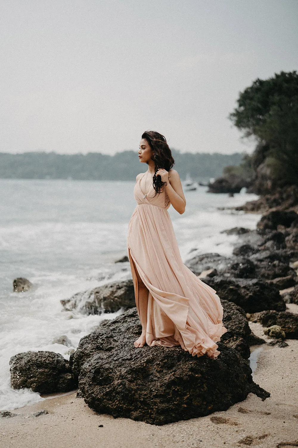 Photo by Helium Hearts. theweddingnotebook.com