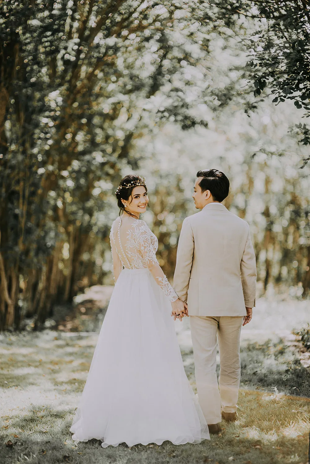 Photo by Diktatphotography. theweddingnotebook.com