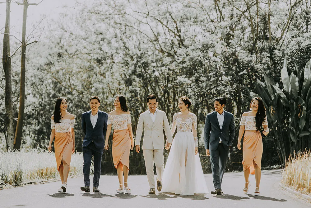 Photo by Diktatphotography. theweddingnotebook.com