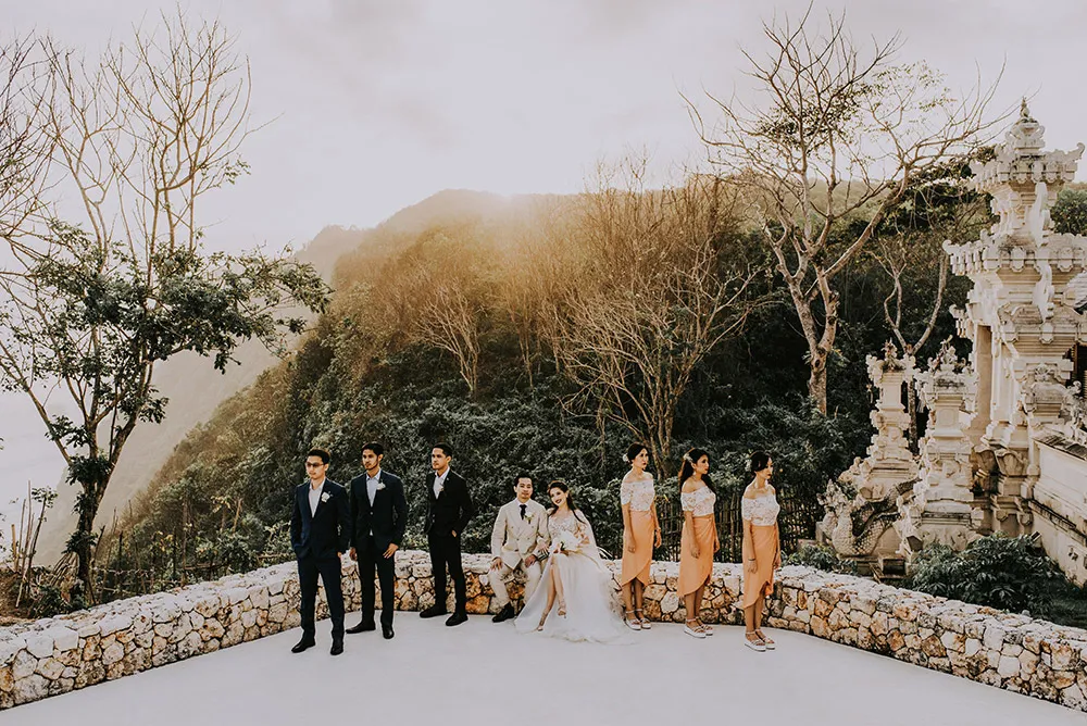 Photo by Diktatphotography. theweddingnotebook.com