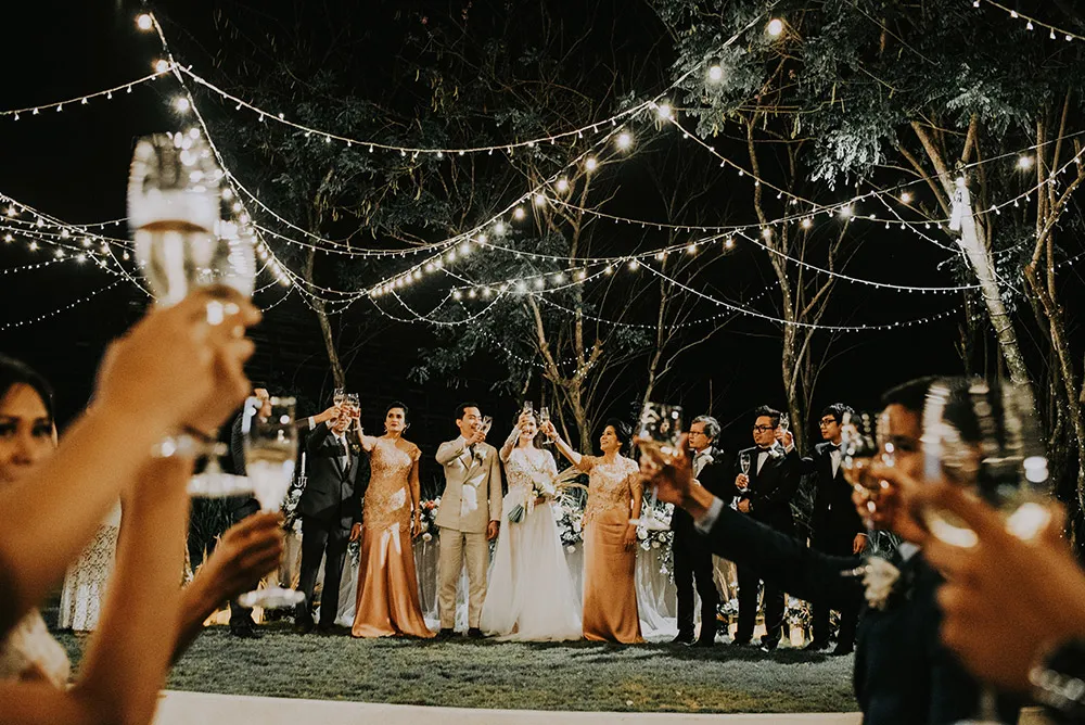 Photo by Diktatphotography. theweddingnotebook.com