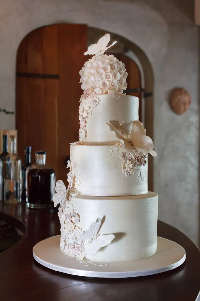 Styling by Mint Events & Soirees. theweddingnotebook.com