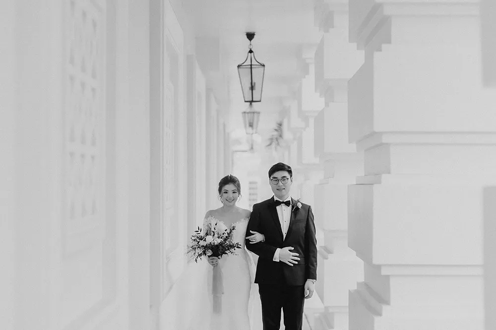 Photo by Daren Chong Photography. theweddingnotebook.com