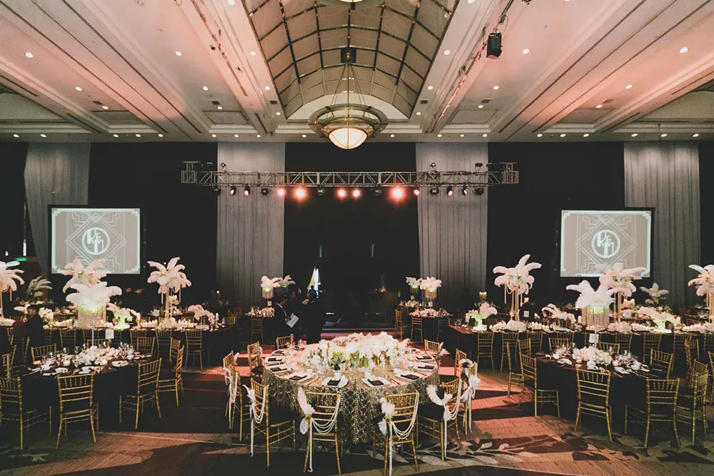 Photo by Inlight Photos. theweddingnotebook.com