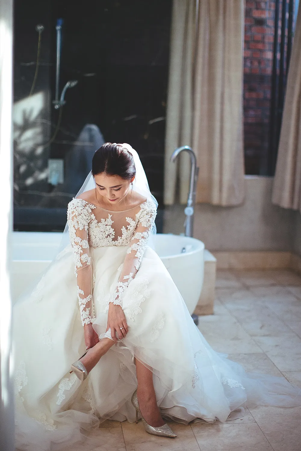 Adam Ong Photography. theweddingnotebook.com