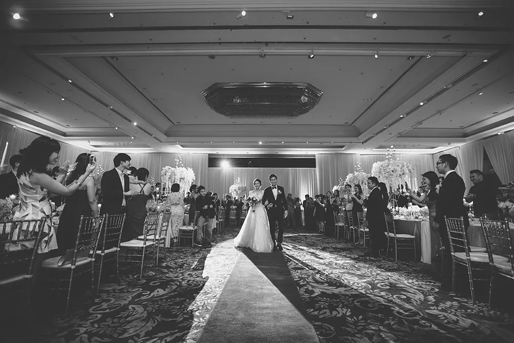 Adam Ong Photography. theweddingnotebook.com