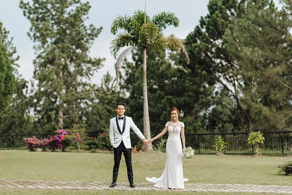 Photo by Peter Herman Photography. theweddingnotebook.com