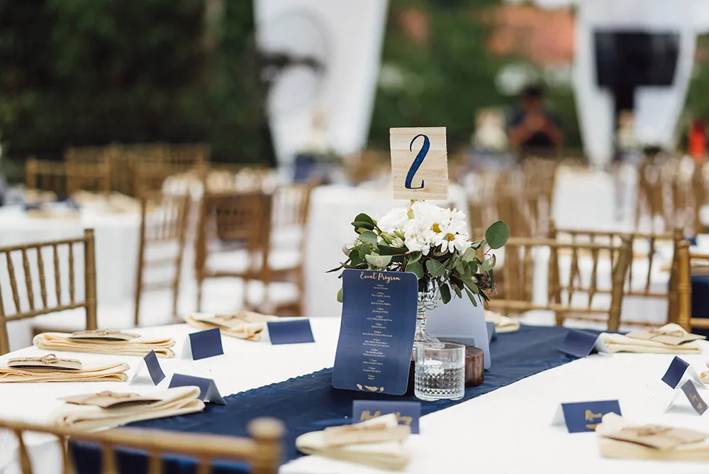 Photo by Peter Herman Photography. theweddingnotebook.com