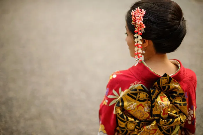 37 Frame Photography – Kyoto bridal portraits. theweddingnotebook.com