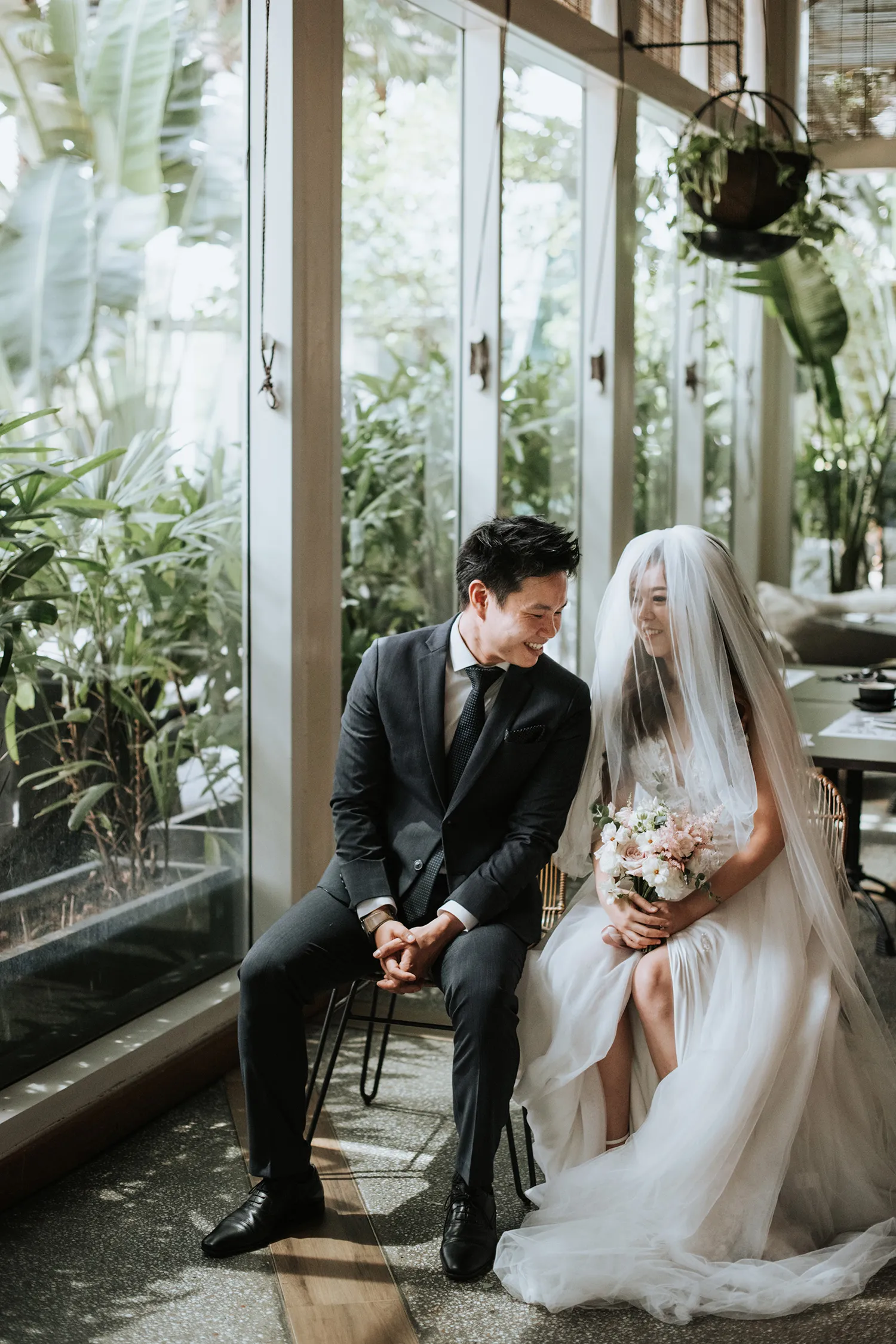 Munkeat Photography. theweddingnotebook.com