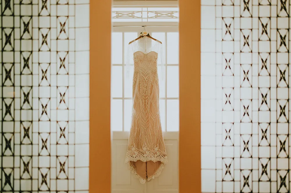 Photo by Diktat Photography. theweddingnotebook.com