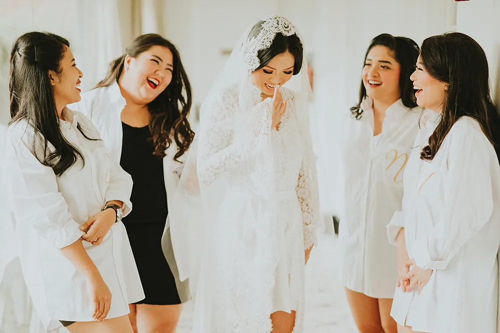 Photo by Diktat Photography. theweddingnotebook.com