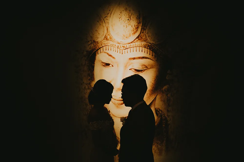 Photo by Diktat Photography. theweddingnotebook.com