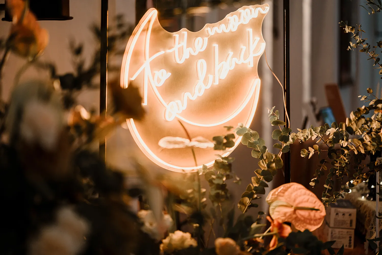 Juanmoley of The Beautiful Moment Photography. theweddingnotebook.com