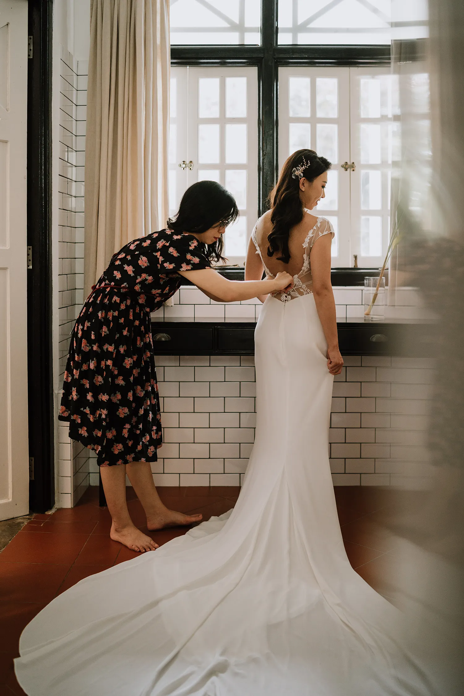 Juanmoley of The Beautiful Moment Photography. theweddingnotebook.com