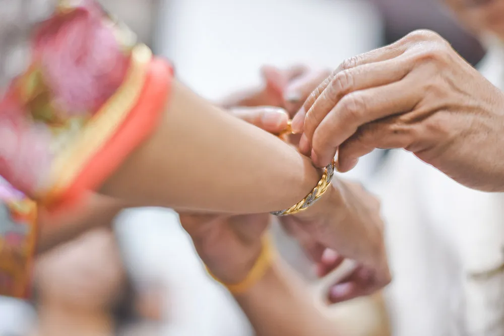 Photo by Andrew Yep Photographie. theweddingnotebook.com