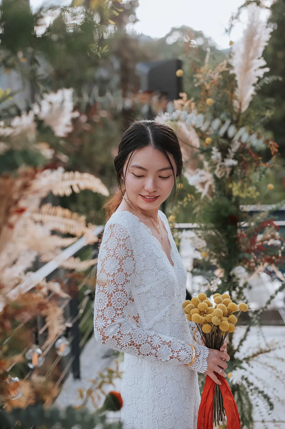 Photo by Zach Chin of Munkeat Studio. theweddingnotebook.com