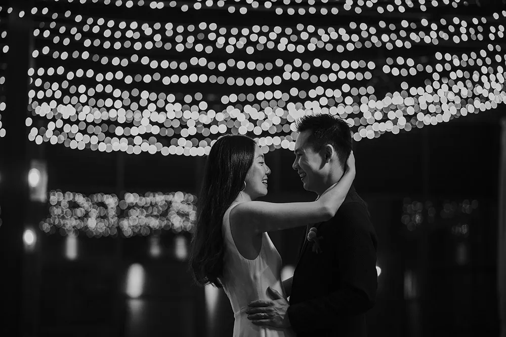 Photo by Zach Chin of Munkeat Studio. theweddingnotebook.com