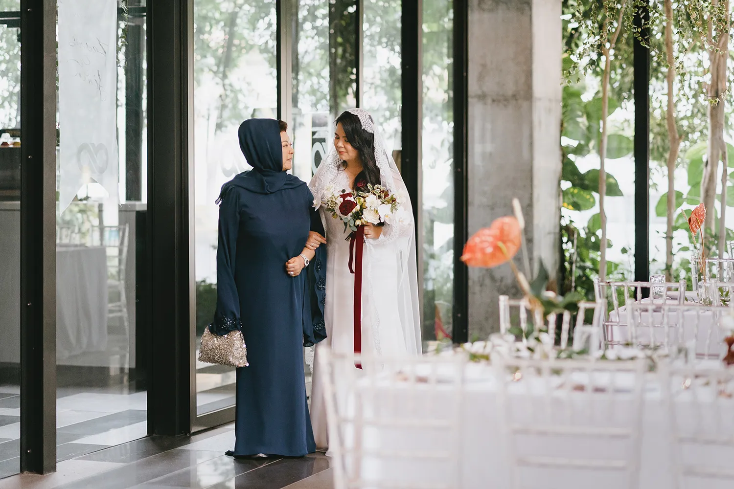 Joshua Koh Photography. theweddingnotebook.com