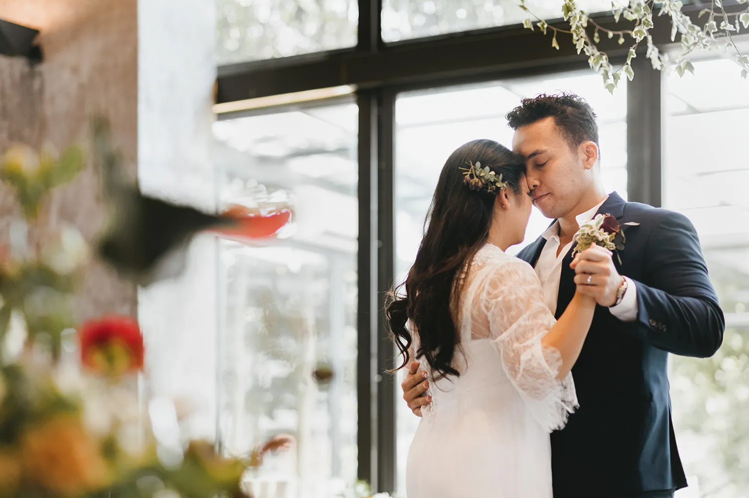 Joshua Koh Photography. theweddingnotebook.com