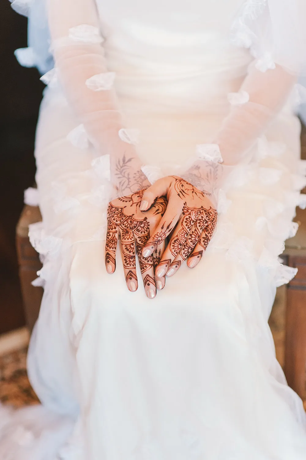 Photo by Munkeat Photography. theweddingnotebook.com