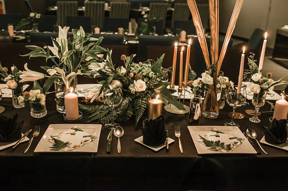 Photo by Yong Hao Visual Moments. theweddingnotebook.com