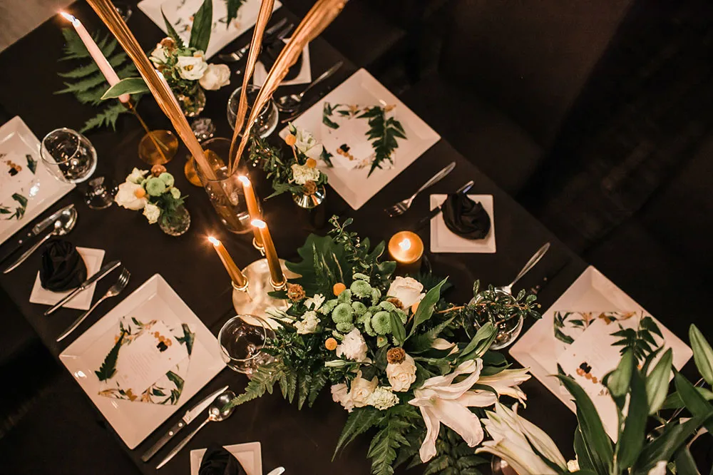 Photo by Yong Hao Visual Moments. theweddingnotebook.com