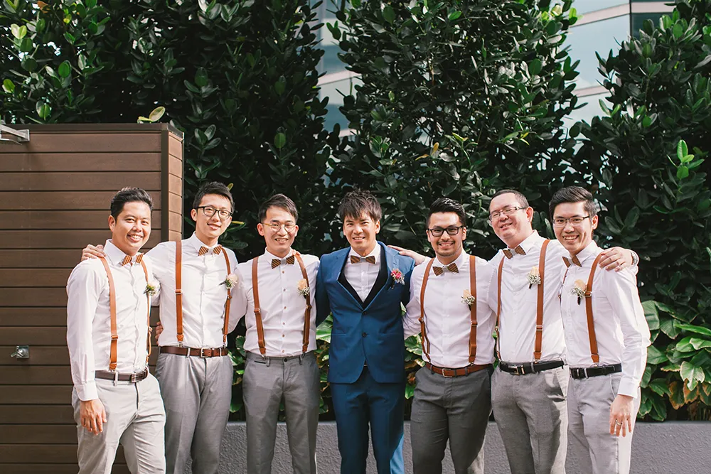 Photo by Munkeat Photography. theweddingnotebook.com