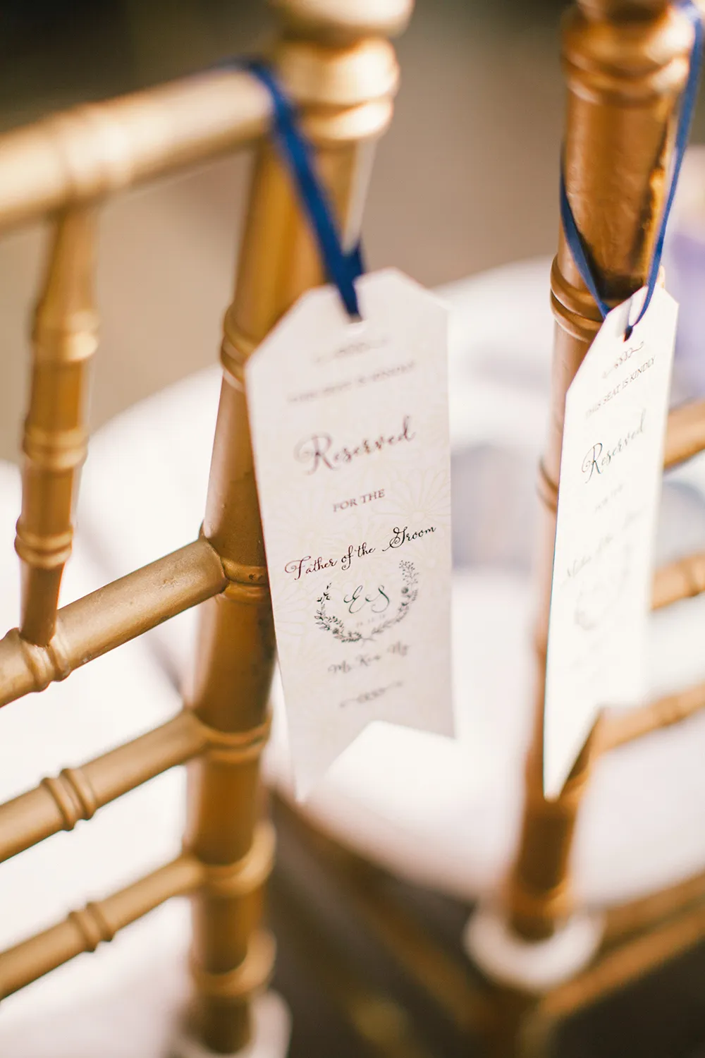 Photo by Munkeat Photography. theweddingnotebook.com