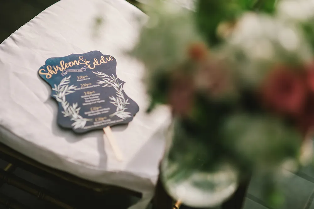 Photo by Munkeat Photography. theweddingnotebook.com