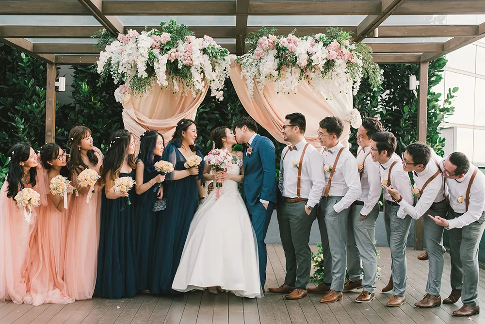 Photo by Munkeat Photography. theweddingnotebook.com