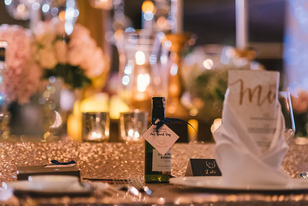 Photo by Munkeat Photography. theweddingnotebook.com