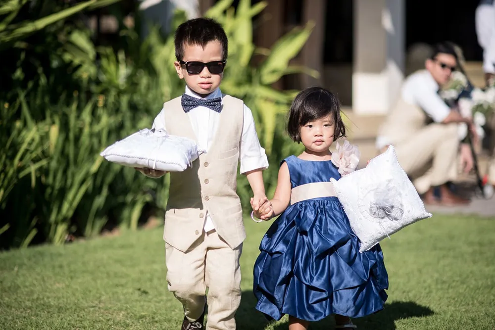 Photo by Iwan Photography. theweddingnotebook.com