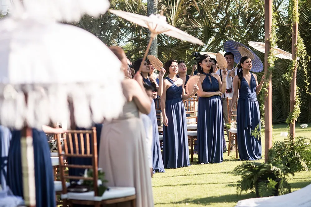 Photo by Iwan Photography. theweddingnotebook.com