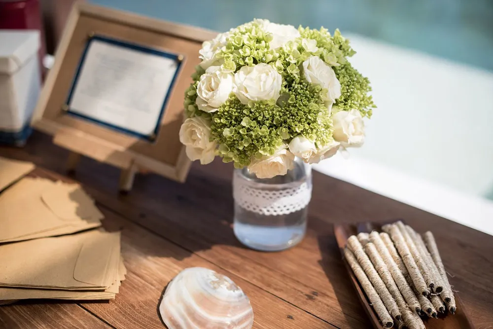 Photo by Iwan Photography. theweddingnotebook.com