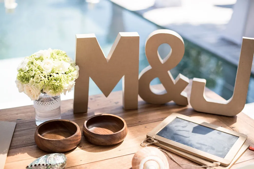 Photo by Iwan Photography. theweddingnotebook.com