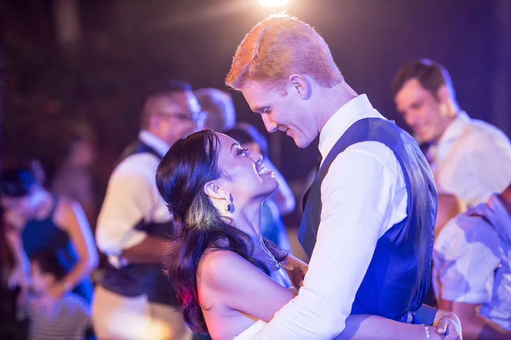 Photo by Iwan Photography. theweddingnotebook.com