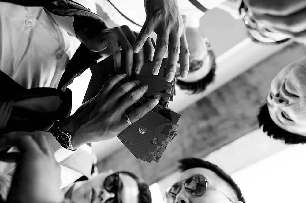 Photo by Chester Kher Creations. theweddingnotebook.com