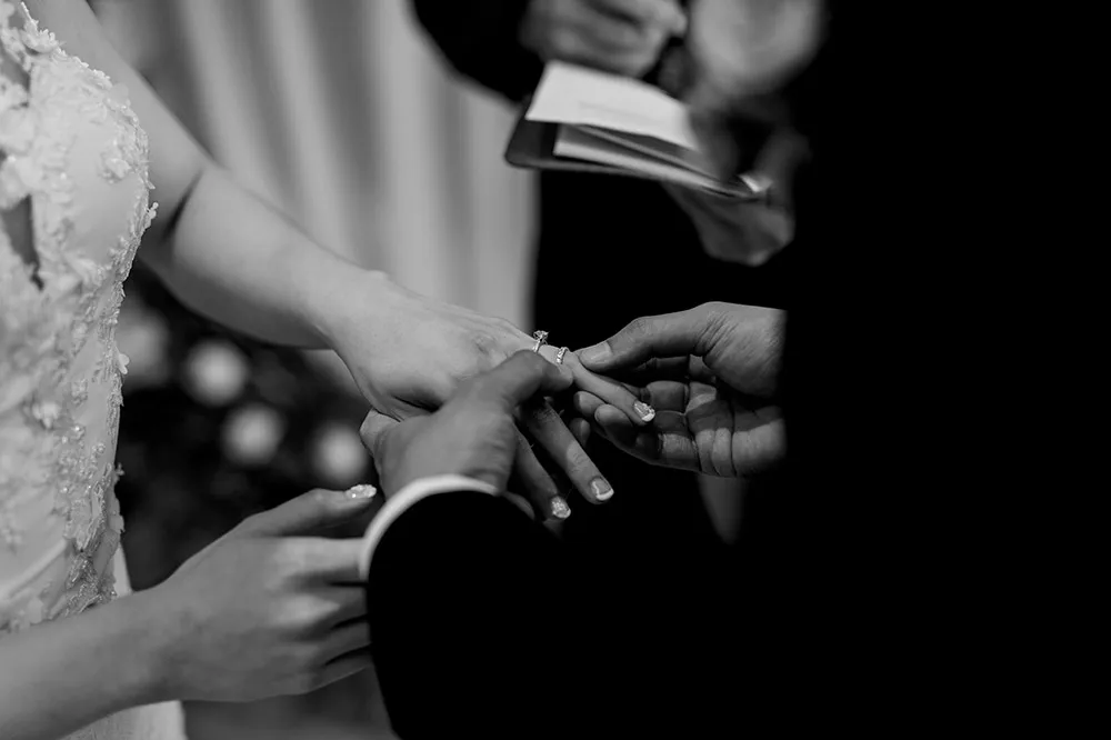 Photo by Chester Kher Creations. theweddingnotebook.com