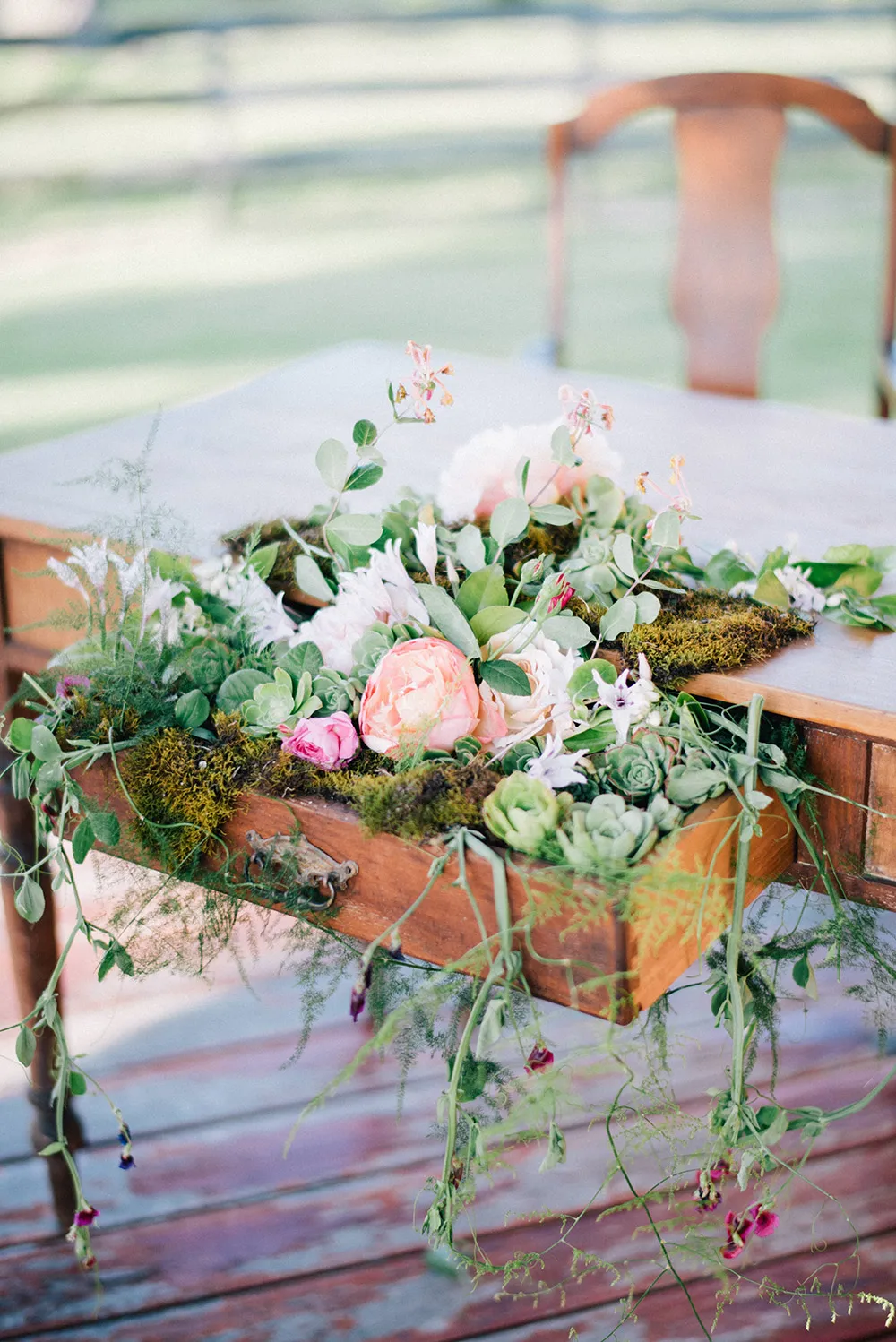 Photo by Ben Yew Photography. theweddingnotebook.com