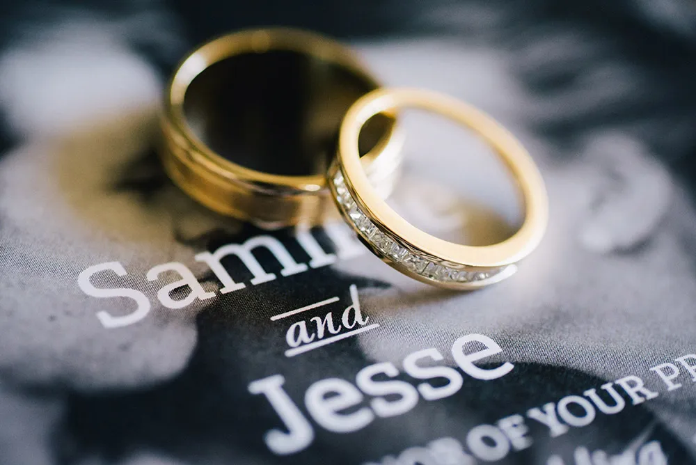 Photo by Ben Yew Photography. theweddingnotebook.com